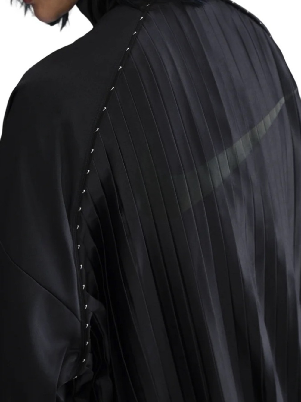 Nike Black Pleated Zip-Front Bomber Jacket (OVERSIZED) - Picture 7 of 7